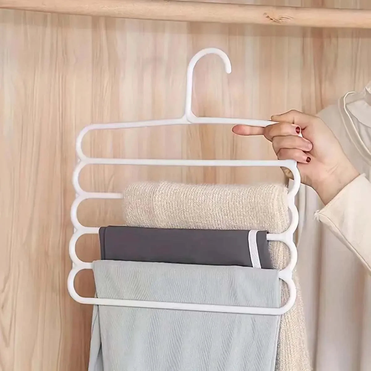 Metal Traceless Hangers: